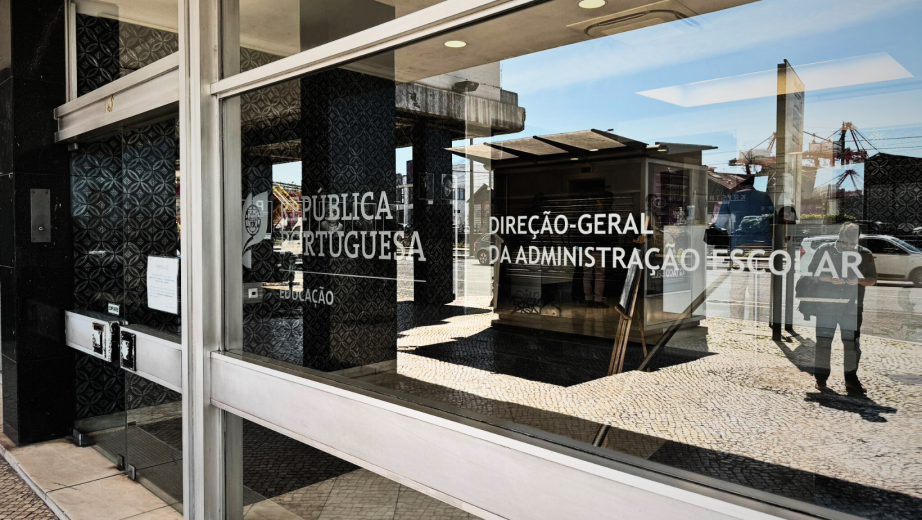 FNE reuniu com DGAE para apresentação de concursos de docentes