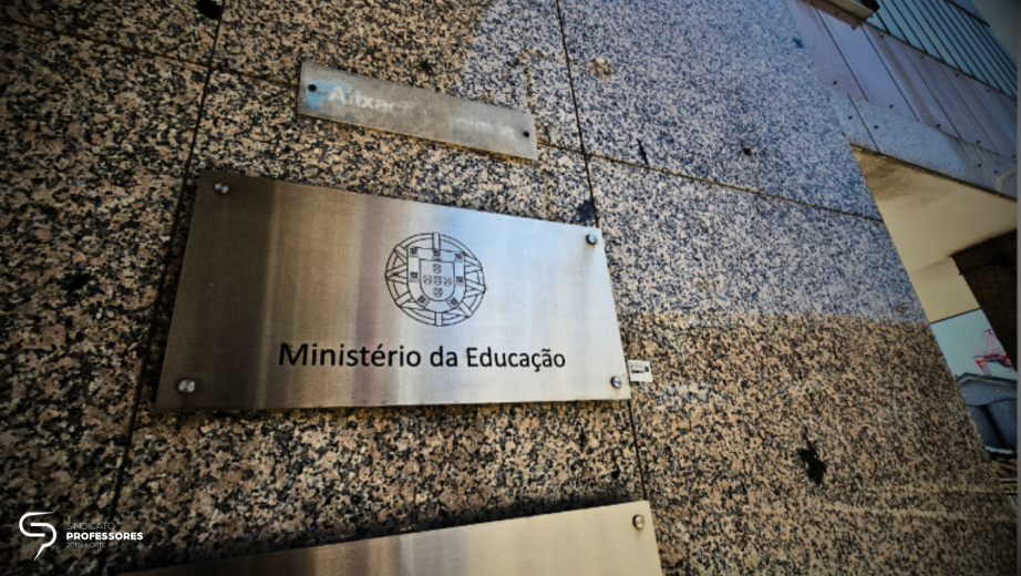 FNE e MECI debatem revisão do Estatuto da Carreira do Ensino e Investigação Científica