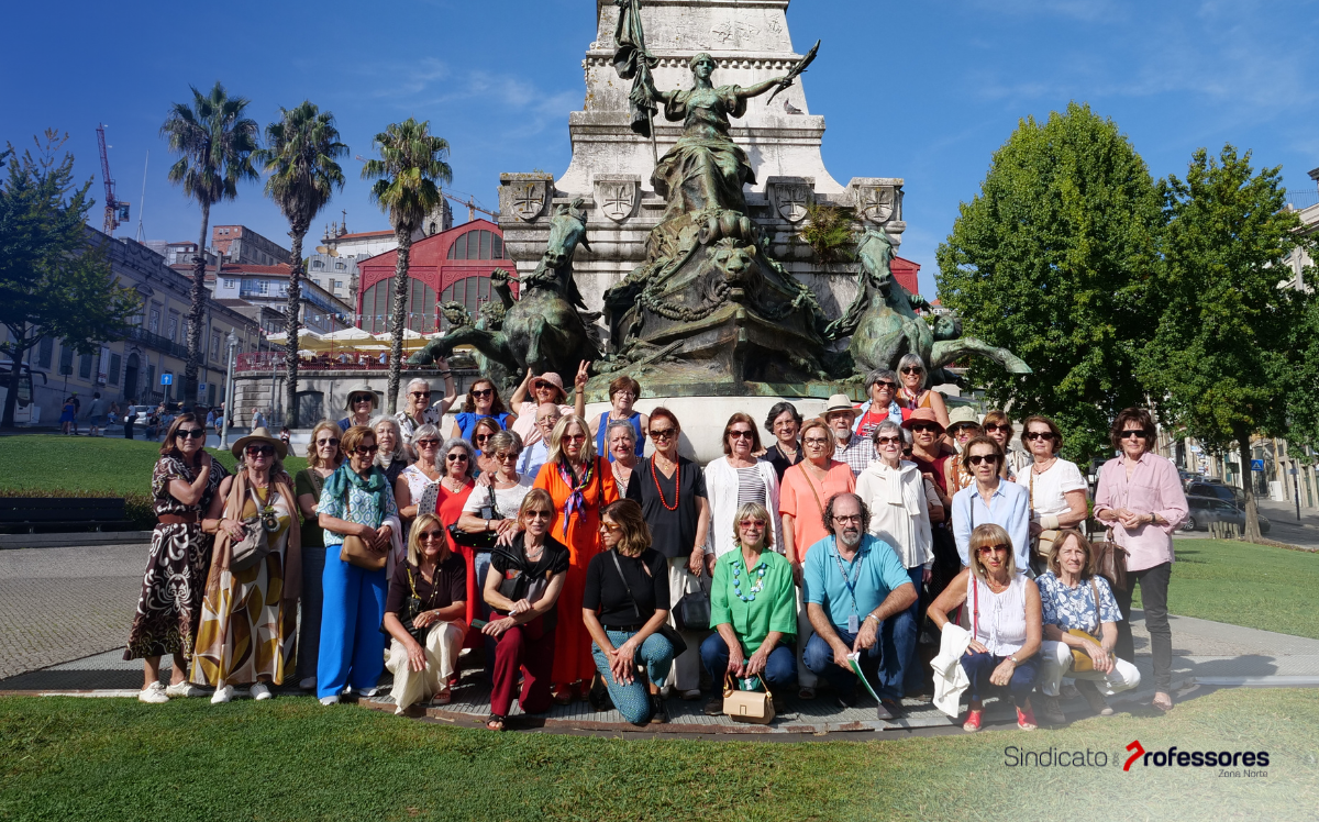 Aposentados SPZN iniciam ano letivo com visita à Zona Ribeira do Porto